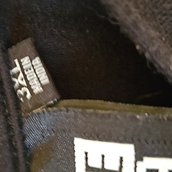 Hypezilla Tshirt - Picture 3 of 5